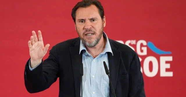 El PSOE arropa a Puente y carga contra Milei: “Vemos la pluma de Vox. Llevamos tiempo denunciando esta internacional ultra