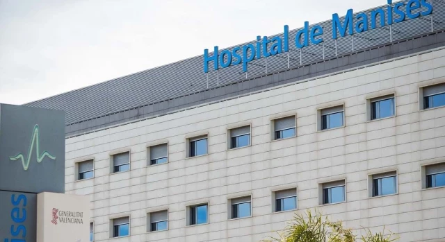 Sanitas deja el Hospital de Manises, que aumenta en 400 empleados con la reversión pública