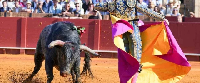 Los niños podrán ir gratis a los toros en la Maestranza de Sevilla en pleno debate sobre la tauromaquia