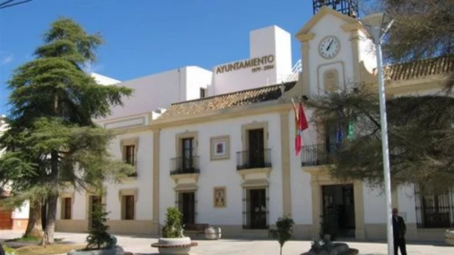 Un fondo buitre compra la deuda de un pueblo de Sevilla y reclama el embargo de bienes del Ayuntamiento