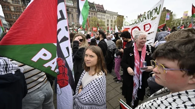 A pocas horas de Eurovisión, Malmö se llena de manifestantes contra la guerra de Israel en Gaza, incluida Greta Thunberg