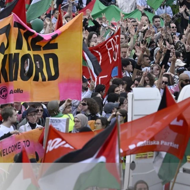 Miles de personas protestan en Malmö contra la participación de Israel horas antes de la final de Eurovisión 2024