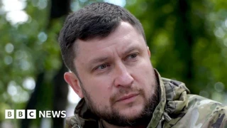 Los rusos simplemente entraron, las tropas ucranianas en Jarkov le
dicen a la BBC 