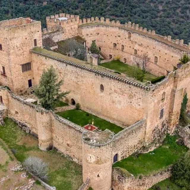 Cinco castillos que están a la venta en España: de la fortaleza del Gobierno a una de las más impresionantes de España