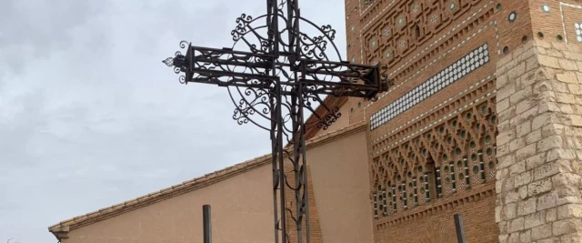 El Ayuntamiento de PP y Vox en Teruel restaurará una cruz franquista que el Gobierno planea retirar