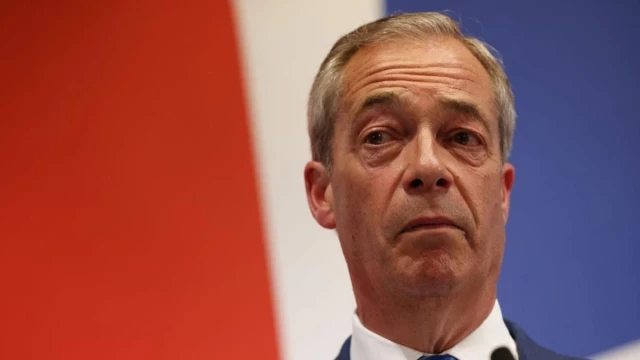 El líder ultra Nigel Farage regresa y se presentará a las elecciones en Reino Unido