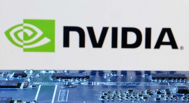 Nvidia supera a Apple y bate los 3 billones de capitalización bursátil: ya es la segunda firma más valiosa del mundo