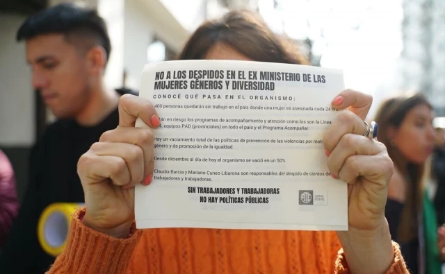 Argentina | El Gobierno decide disolver la Subsecretaría contra la Violencia de Género