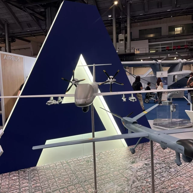 Empresas españolas relacionadas con el comercio de material militar con Israel exhiben sus drones en Barcelona