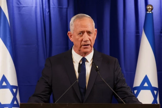 El ministro israelí Benny Gantz abandona el Gobierno por desavenencias con Netanyahu sobre la guerra