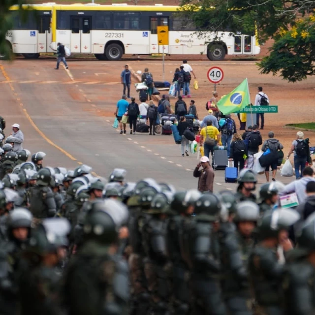 Brasil pide oficialmente a Argentina información sobre el paradero de 143 bolsonaristas prófugos de la justicia