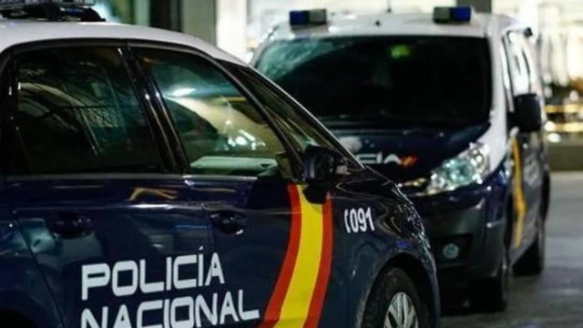 Una banda especializada roba las ruedas a 60 vehículos de alta gama en un concesionario de Cartagena
