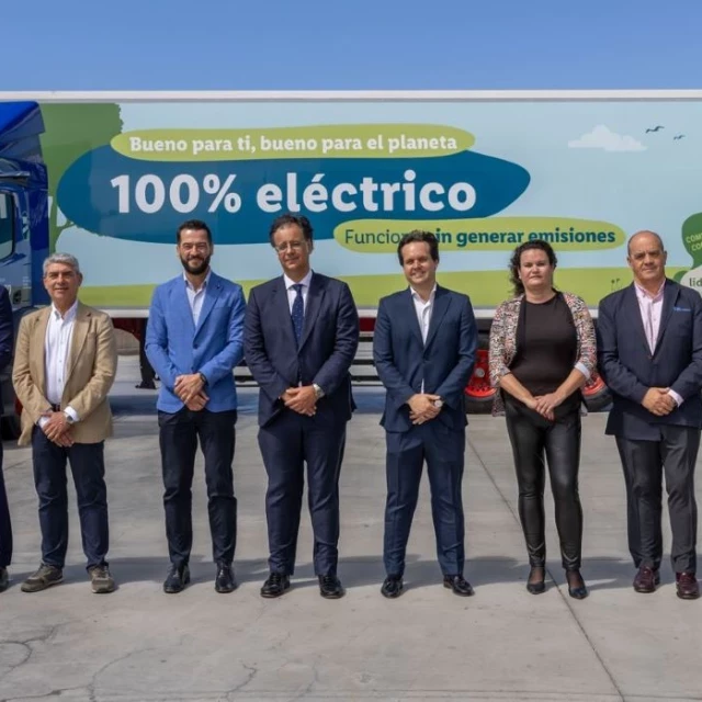 Lidl presenta los primeros camiones eléctricos para la distribución en Canarias