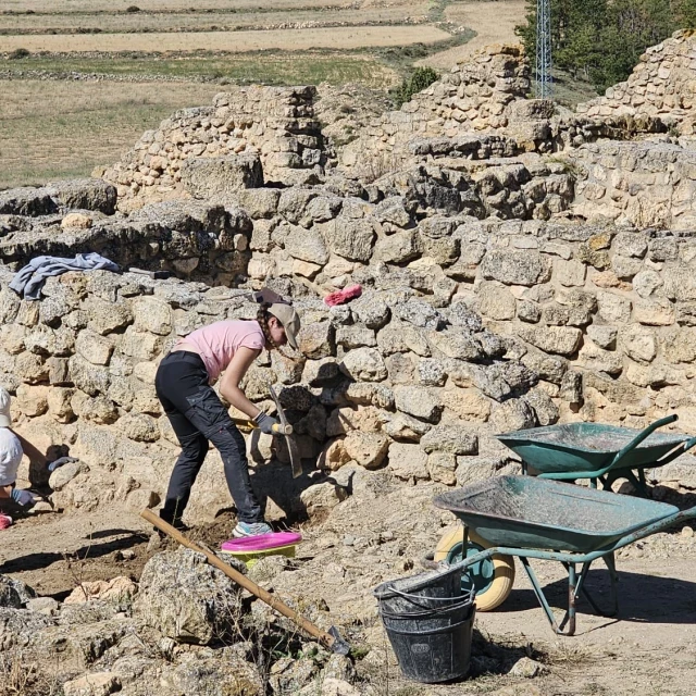 Continúan las actividades arqueológicas en el Alto Chacón