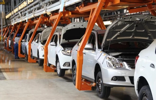 Nueva fábrica Lada en Egipto producirá entre 50.000 a 70.000 coches al año