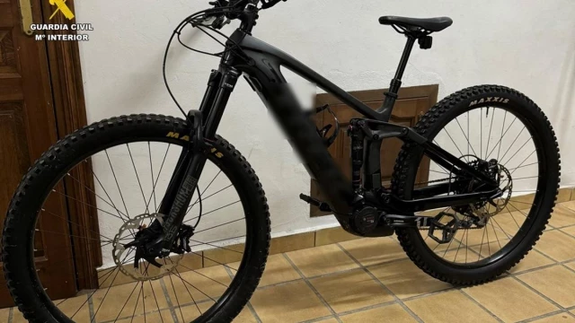 Roba en Benissa una bici de 11.000 euros y la vende a través de internet por 400