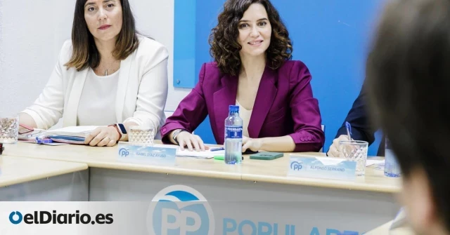 Una jueza acusa de cuatro delitos de corrupción a la número tres de Ayuso en el PP de Madrid