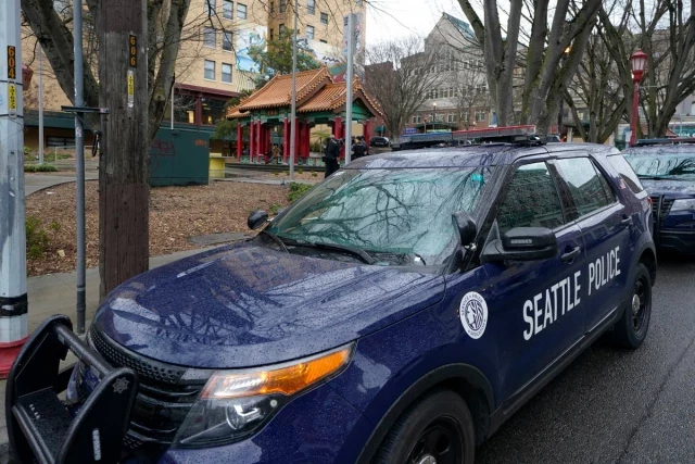 Policía de Seattle es despedido por proferir insultos racistas y sexistas a su vecina