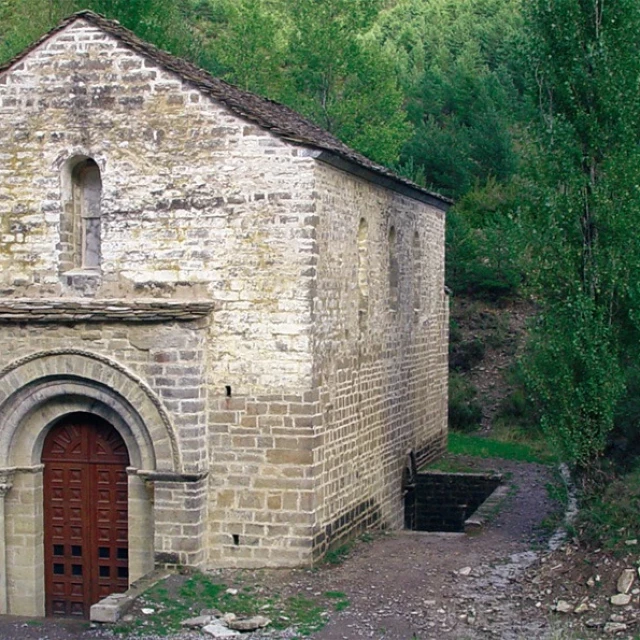 La ermita que fue el primer obispado del reino de Aragón y acogió al Santo Grial