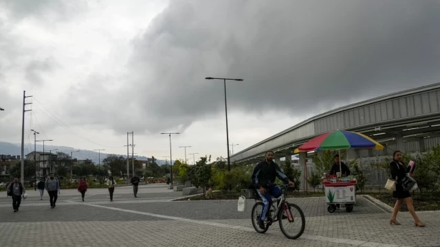 Ecuador anuncia nuevos racionamientos energía eléctrica dos días después de un apagón masivo