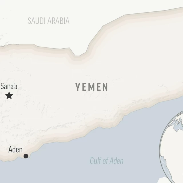Supuesto ataque Houthi en Yemen contra buque en aguas más lejanas que muchos ataques anteriores (EN)