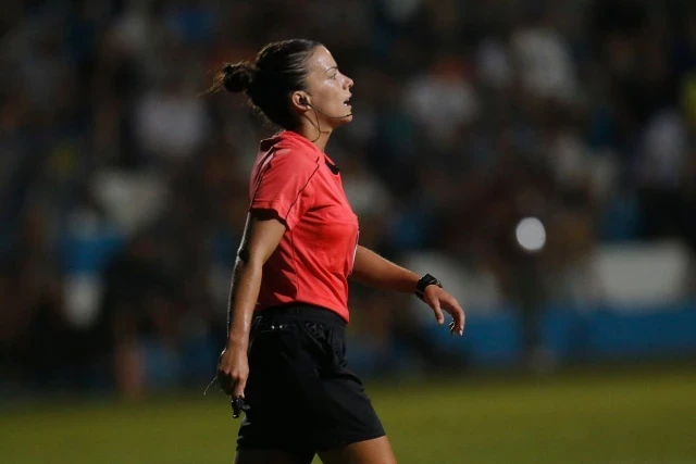 Marta Huerta de Aza será la primera árbitra principal en la historia de Segunda División