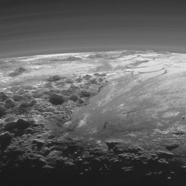 ¿Cuánta sal tiene el océano de Plutón?