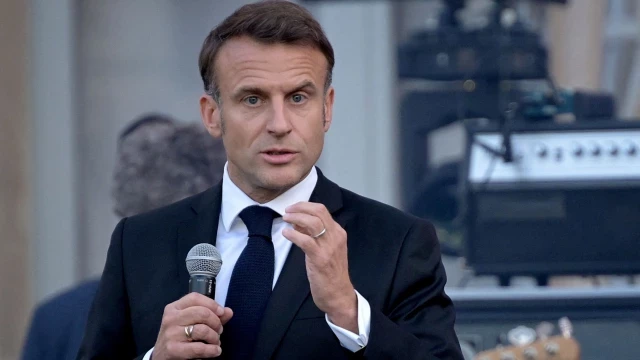 Macron alerta del riesgo de "guerra civil" en Francia si gobiernan los extremos