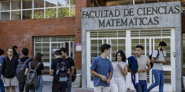 Los jóvenes ya no se matriculan en Ingeniería: las carreras de humanidades repuntan en la universidad española
