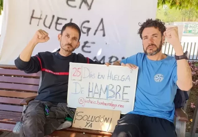 Los bomberos de Leganés ponen fin a 29 días en huelga de hambre: "Los tentáculos de Ayuso llegan demasiado lejos"