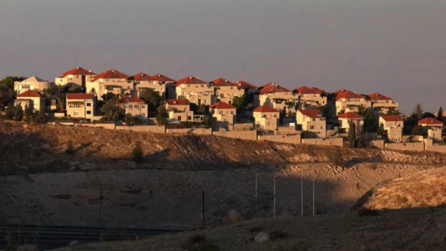 Comunidad internacional condena a Israel por sus planes de legalizar cinco asentamientos en la Ribera Occidental