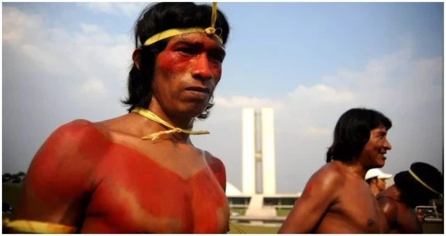 Científicos hallan un vínculo de 20.000 años entre los indígenas brasileños y los antiguos australianos [ENG]