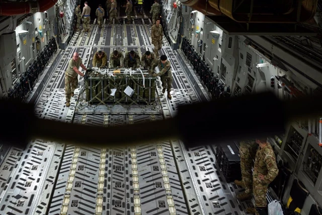 EEUU confirma "pasos adicionales" para "garantizar la seguridad" en sus bases militares en Europa