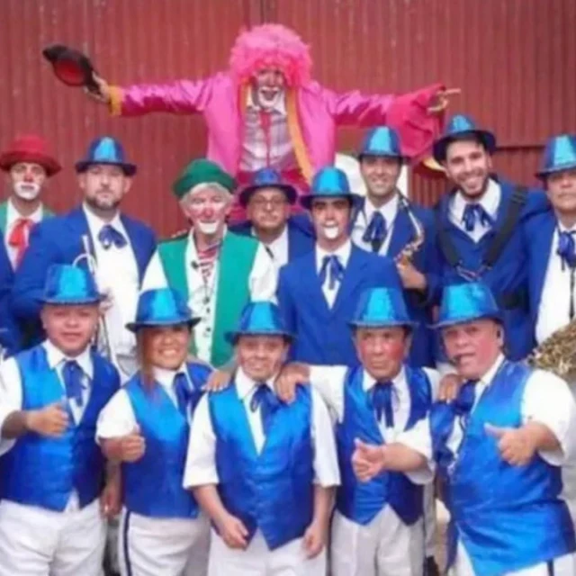 Polémica en Teruel por el espectáculo taurino 'Popeye torero y sus enanitos marineros': "Somos artistas, queremos trabajar"