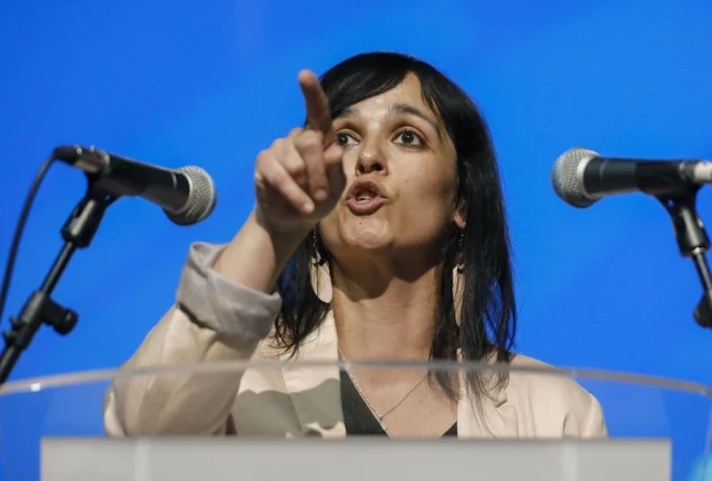 Denuncian a la alcaldesa de Ripoll, Silvia Orriols, por delitos de odio a los migrantes
