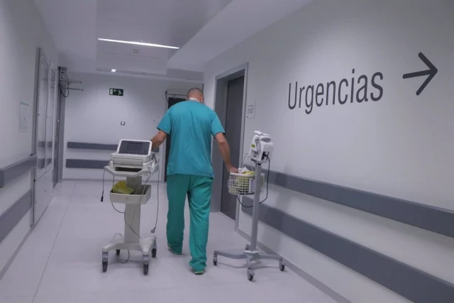 Sindicatos médicos instan a la Xunta a revisar el acuerdo suscrito con los facultativos tras 17 años de espera