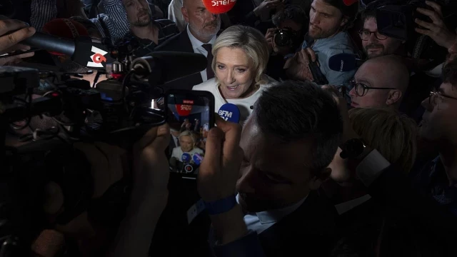 Abren una investigación judicial contra Le Pen por financiación ilegal de su campaña
