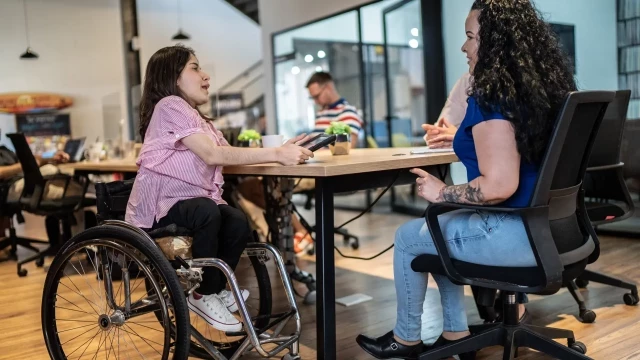España alcanzó en 2022 el récord de 676.000 ocupados con discapacidad afiliados a la Seguridad Social