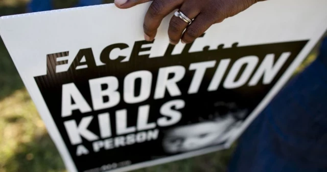 Los republicanos en el Senado frenan un proyecto de ley demócrata para permitir abortos en todo EEUU