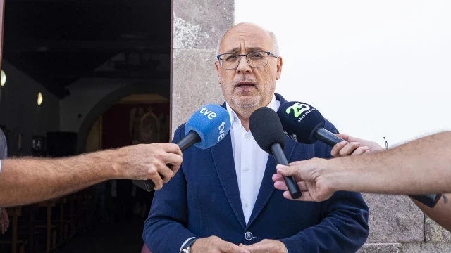El Presidente del Cabildo de Gran Canaria denuncia «el trato colonial» hacia Canarias ante el reparto de menores migrantes