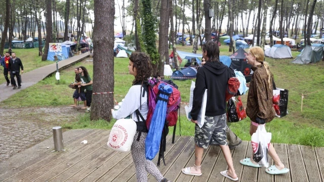 Socorren a dos campistas del Festival de Ortigueira que se echaron a nadar y acabaron en Cariño