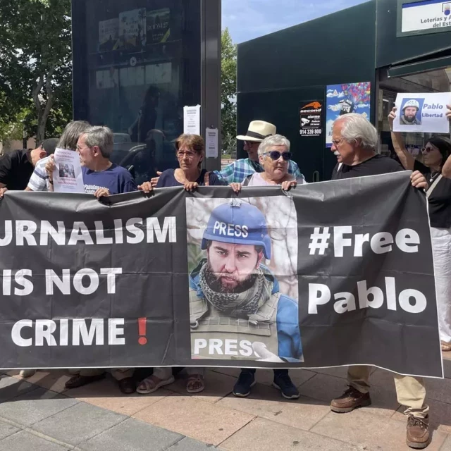 Asociaciones y sindicatos de periodistas se unen para pedir al Gobierno de Sánchez que actúe para liberar a Pablo González