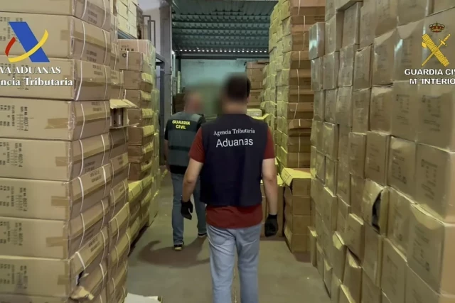 Intervenidas más de seis millones de falsificaciones en el polígono industrial de Cobo Calleja