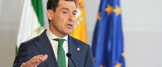 Moreno Bonilla deja sin gastar más de 100 millones de euros para proteger a Andalucía de los incendios