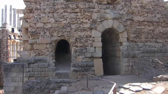 Sorpresa arqueológica: una puerta vip romana en el Teatro Romano de Mérida