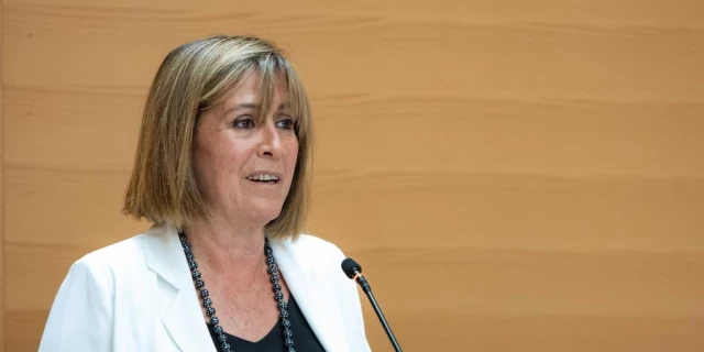 La Justicia suspende cautelarmente una oposición en Hospitalet por exigirse un nivel de catalán excesivo