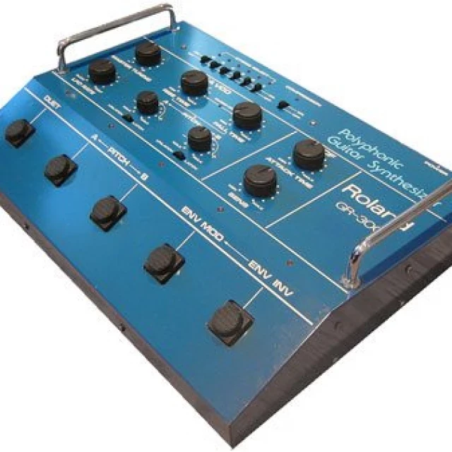 Sintetizador de guitarra analógico Roland GR-300 (eng)