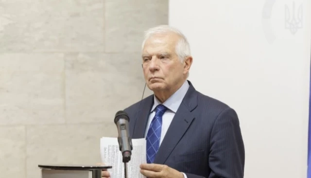 Borrell califica de vergonzoso el bloqueo por parte de Hungría de fondos para Ucrania