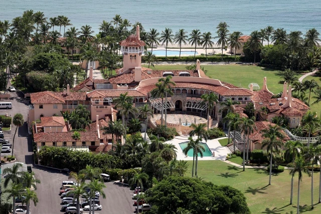 El club privado de Trump, Mar-a-Lago, sube la cuota de membresía  a 1 millón de dólares (ENG)