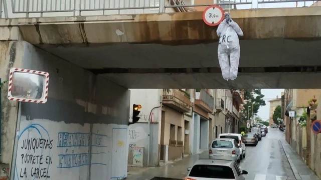 El muñeco colgado en Sant Vicenç dels Horts con la cara de Junqueras también se ideó desde ERC